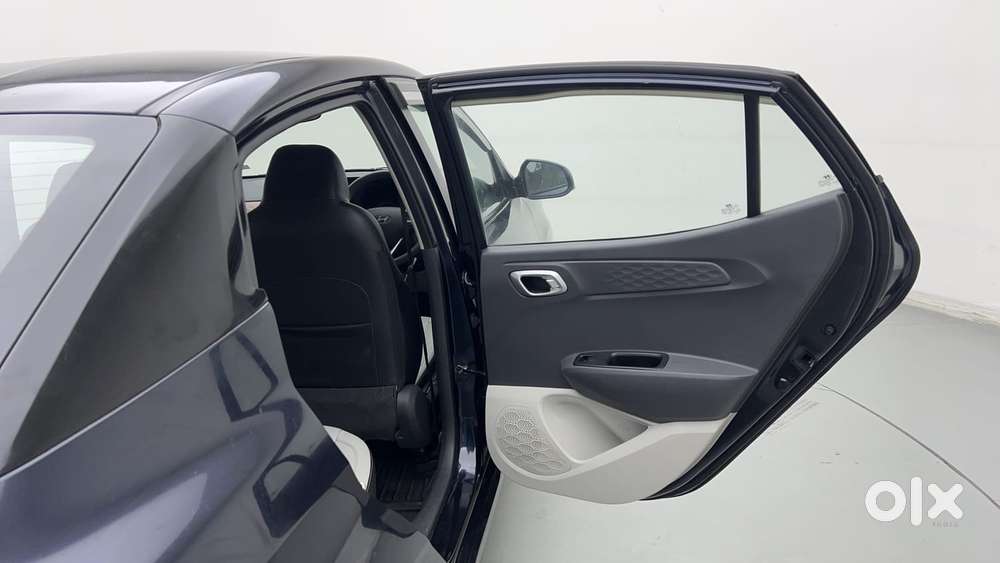 Hyundai Aura 1.2 Sx Cng, 2023, Cng & Hybrids