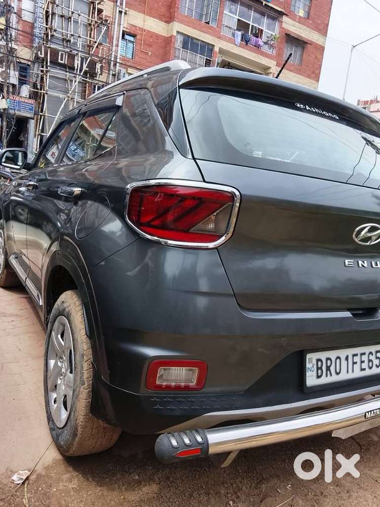 Hyundai Venue 1.2 S (o), 2021, Petrol
