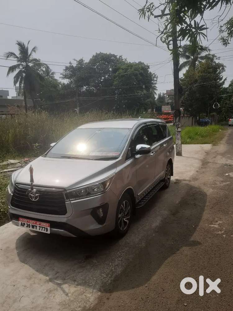 Toyota Innova Crysta 2022