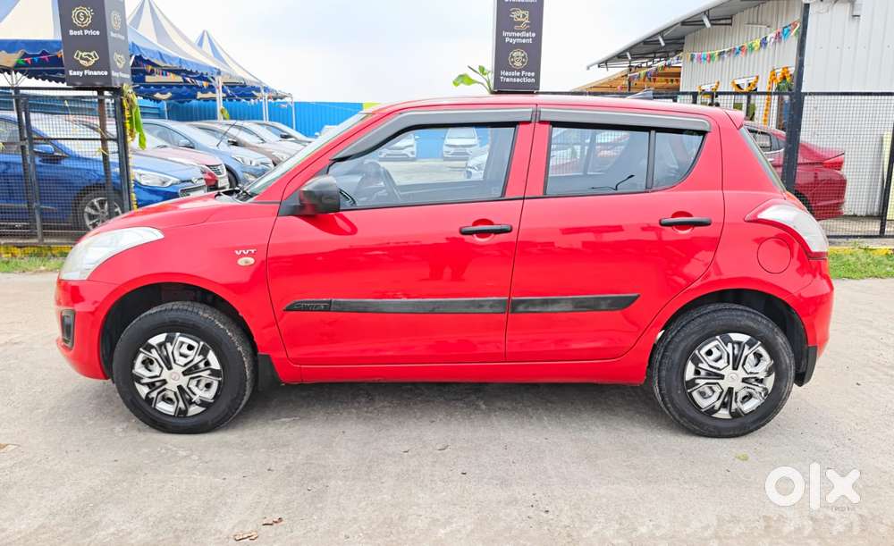 Maruti Suzuki Swift Lxi Optional-o, 2017, Petrol