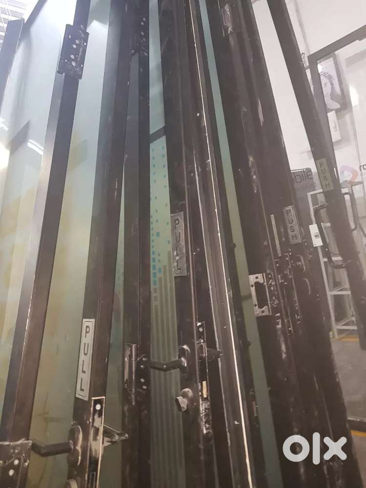 Aluminium door set