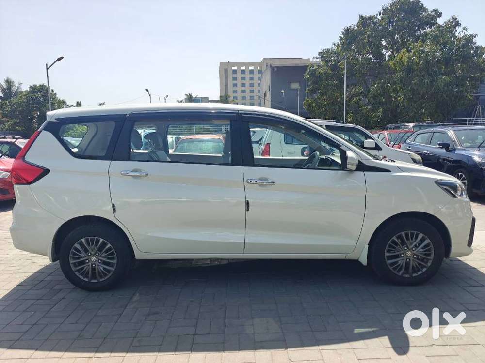 Maruti Suzuki Ertiga Zxi Plus Shvs, 2022, Petrol