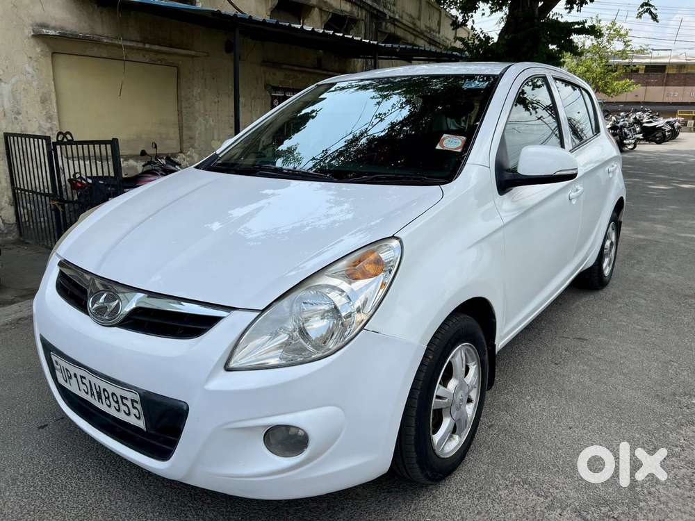Hyundai I20 2010-2012 1.2 Sportz, 2011, Petrol