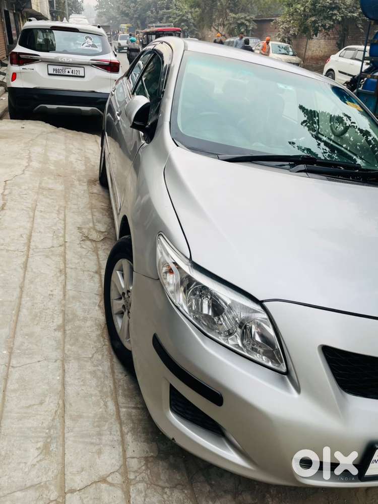 Toyota Corolla Altis 2010 Diesel Well Maintained