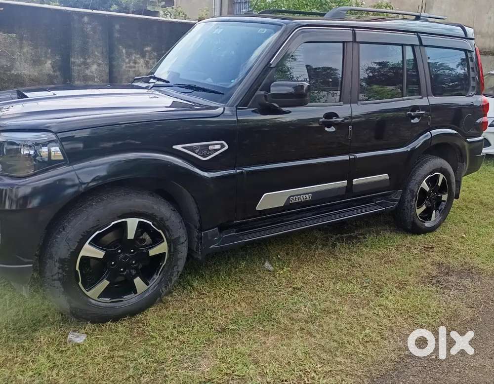 2024 Mahindra Scorpio S11 Diesel Manual 7 Str