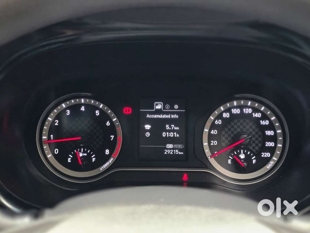 Hyundai Aura 1.2 Sx Cng, 2023, Cng & Hybrids