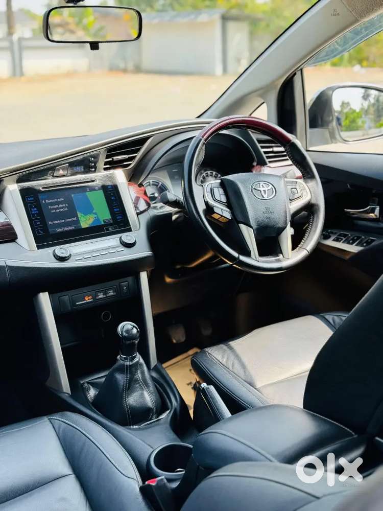 Toyota Innova Crysta 2016