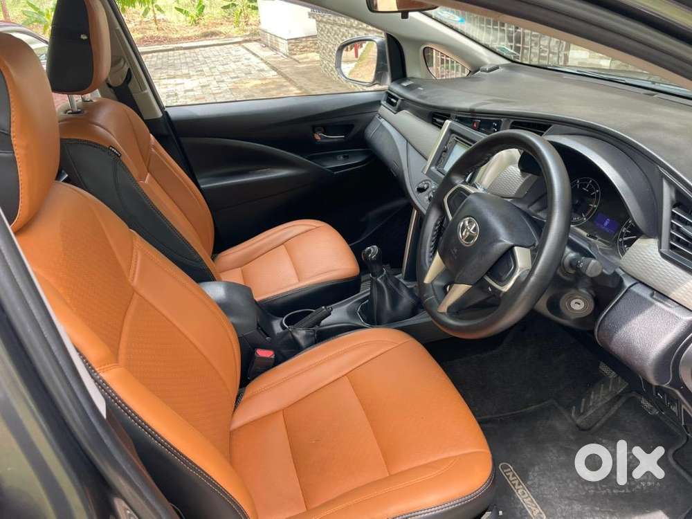 Toyota Innova Crysta 2017