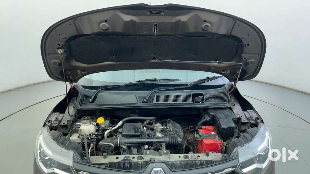 Renault Triber Rxt, 2022, Petrol
