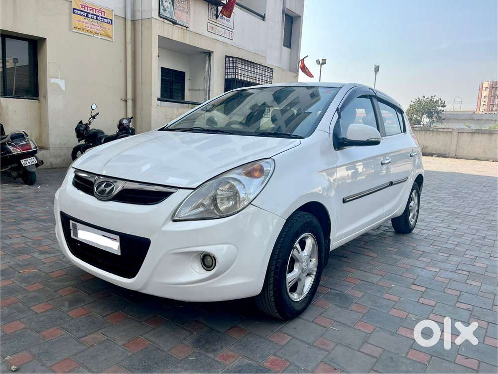 Hyundai I20 2010-2012 1.2 Sportz, 2011, Petrol