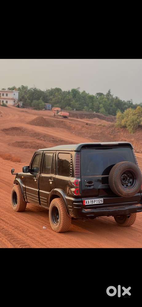 Mahindra Scorpio 2004 Diesel Well Maintained
