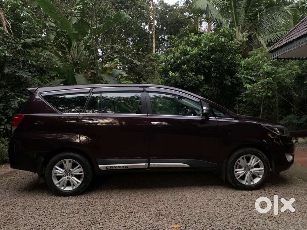 Toyota Innova Crysta 2019 Diesel 75000 Km Driven