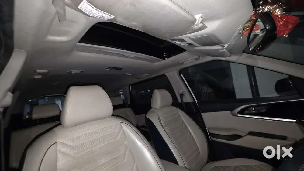 Kia Carens (with Extended Warranty) 1.5 Luxury Plus 7 Dct Petrol 2023
