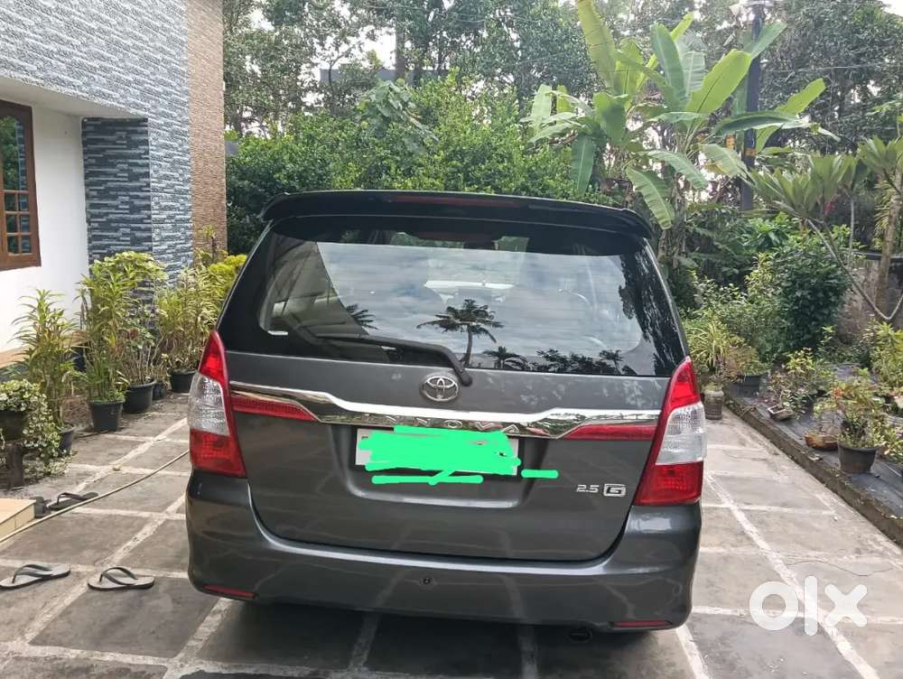 Toyota Innova 2.5 G4 Diesel 8 Seater 2010 Model Grey Mica - Negotiable