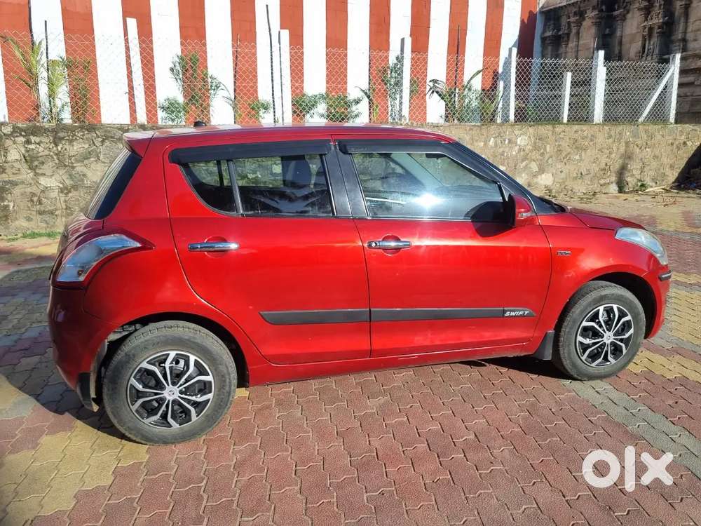 Maruti Suzuki Swift 2012 Diesel 98000 Km Driven