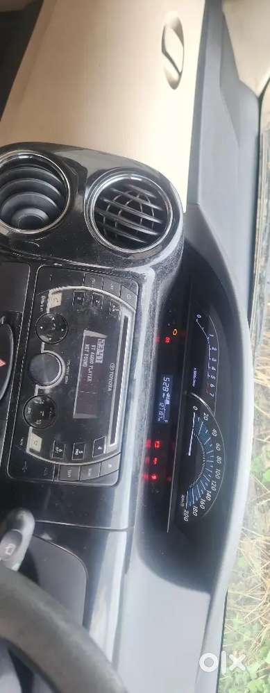 Toyota Etios Liva 2018 Dual Tone