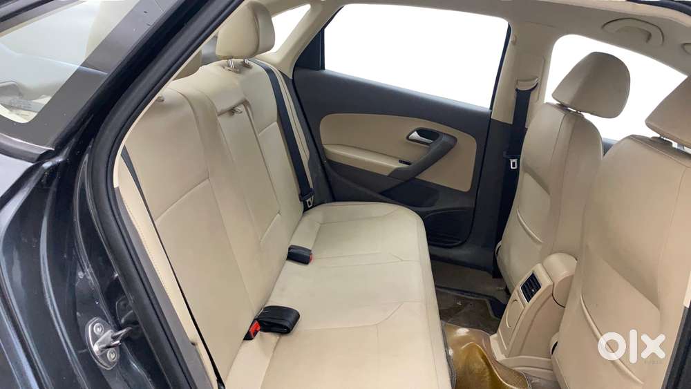 Volkswagen Vento 2013-2015 1.6 Highline, 2016, Petrol