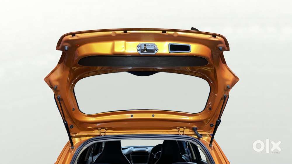 Tata Tiago 1.2 Revotron Xt, 2016, Petrol