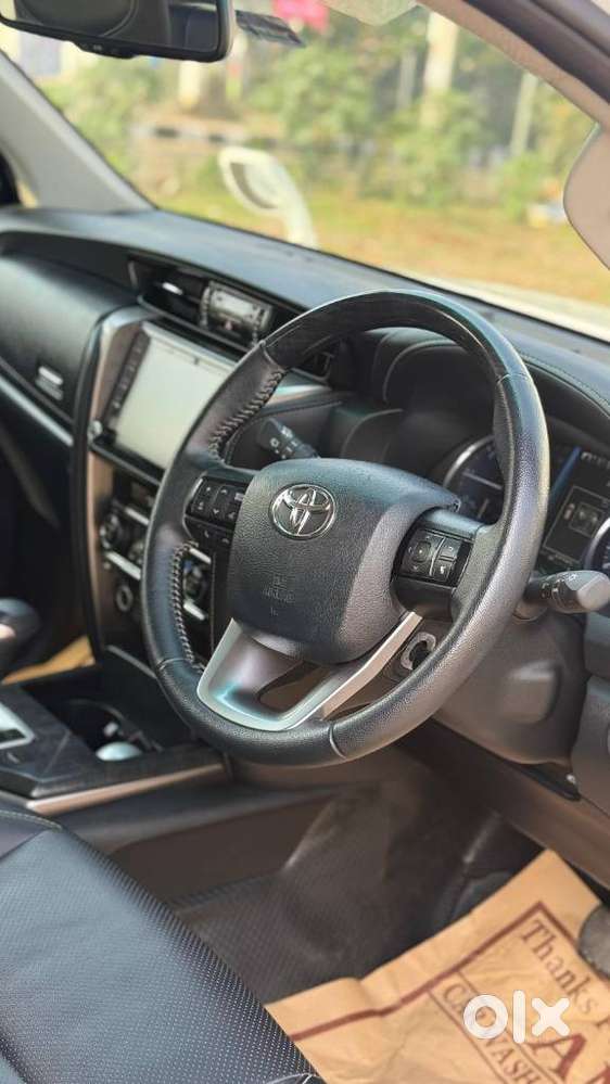 Mahindra Xuv700 2.2 Ax 7 Diesel At Luxury Pack Str, 2023, Diesel