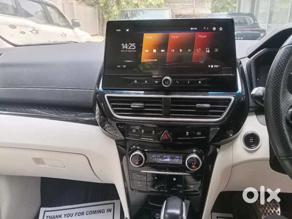 Mahindra Xuv 3xo Ax7l 1.2 Petrol At (pg), 2024, Petrol