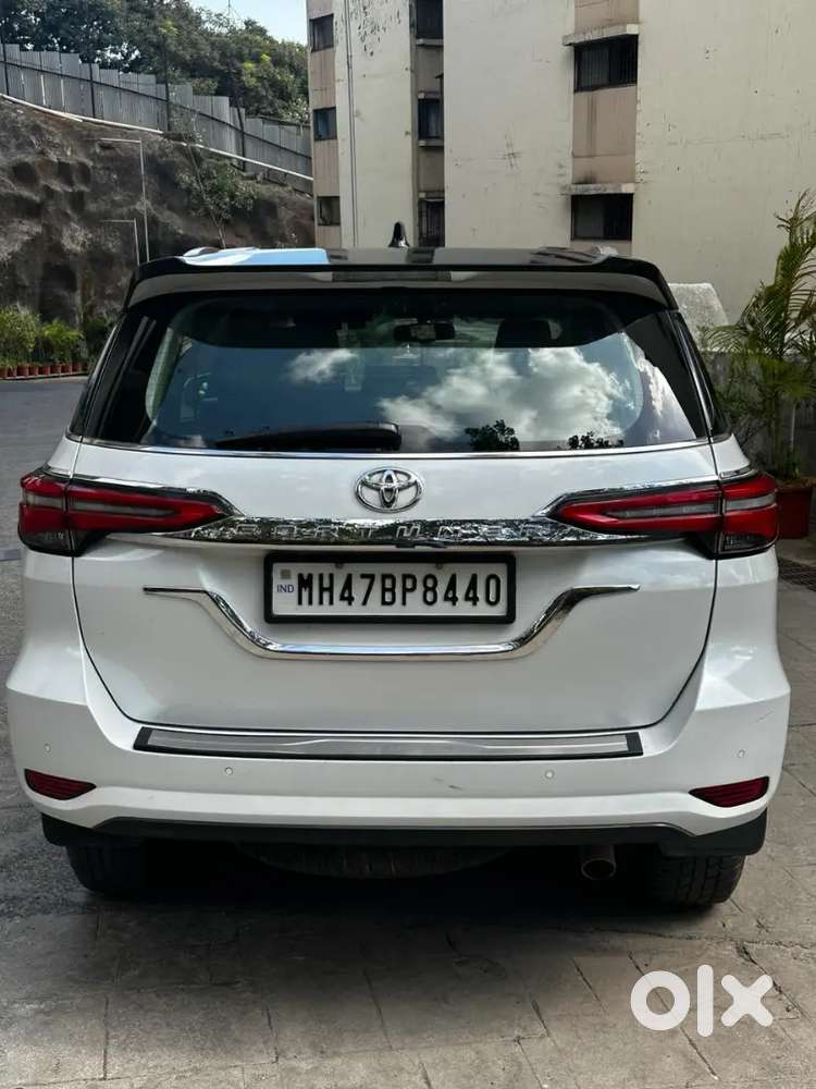 Toyota Fortuner 2024 Diesel 33000 Km Driven