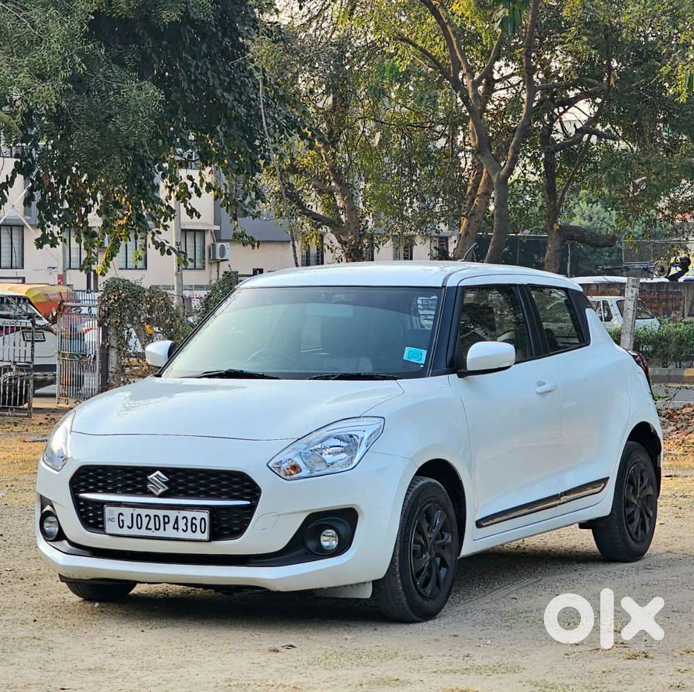 Maruti Suzuki Swift Vxi + Manual, 2022, Petrol