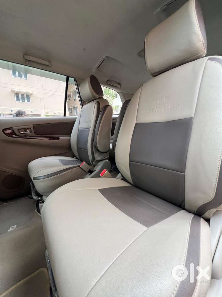 Toyota Innova 2.5 Vx 7 Seater Bs Iv, 2013, Diesel