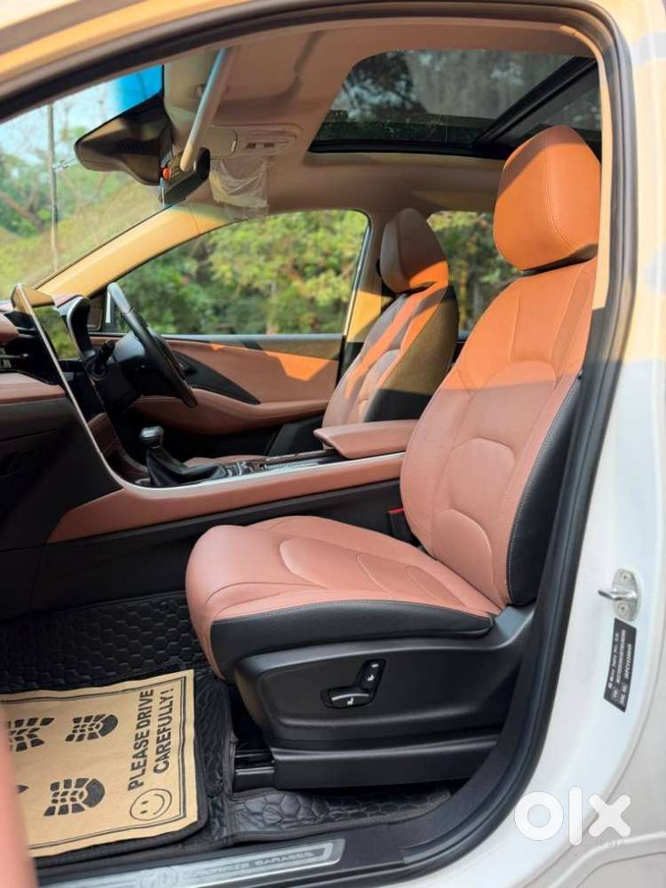 Mg Hector Plus Savvy Pro 1.5 Turbo Petrol Cvt 7 Str, 2024, Petrol