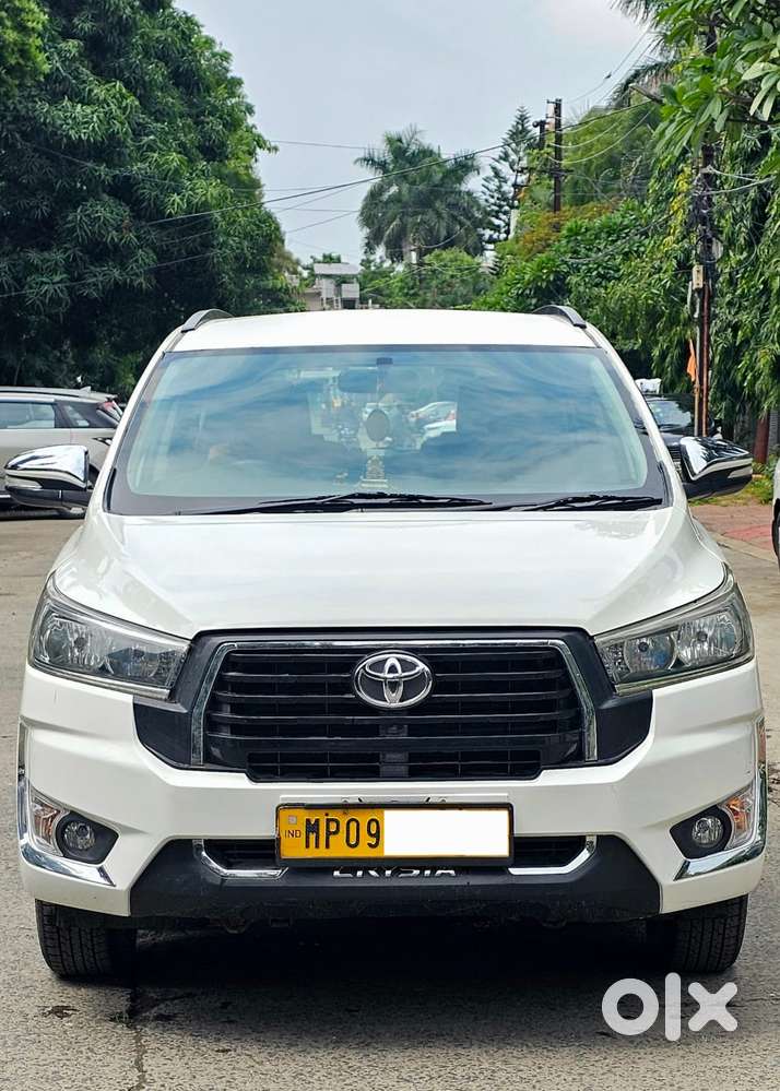 Toyota Innova Crysta 2.4 G Mt, 2017, Diesel