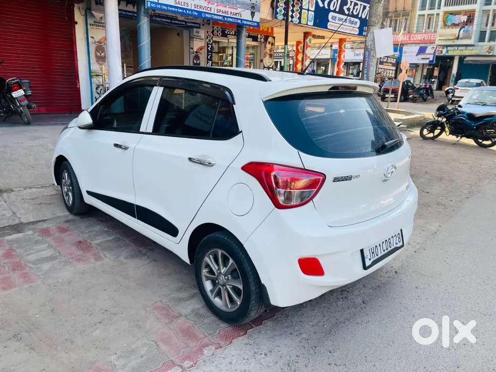 Hyundai Grand I10 2017 Petrol Well Maintained Doctor Car