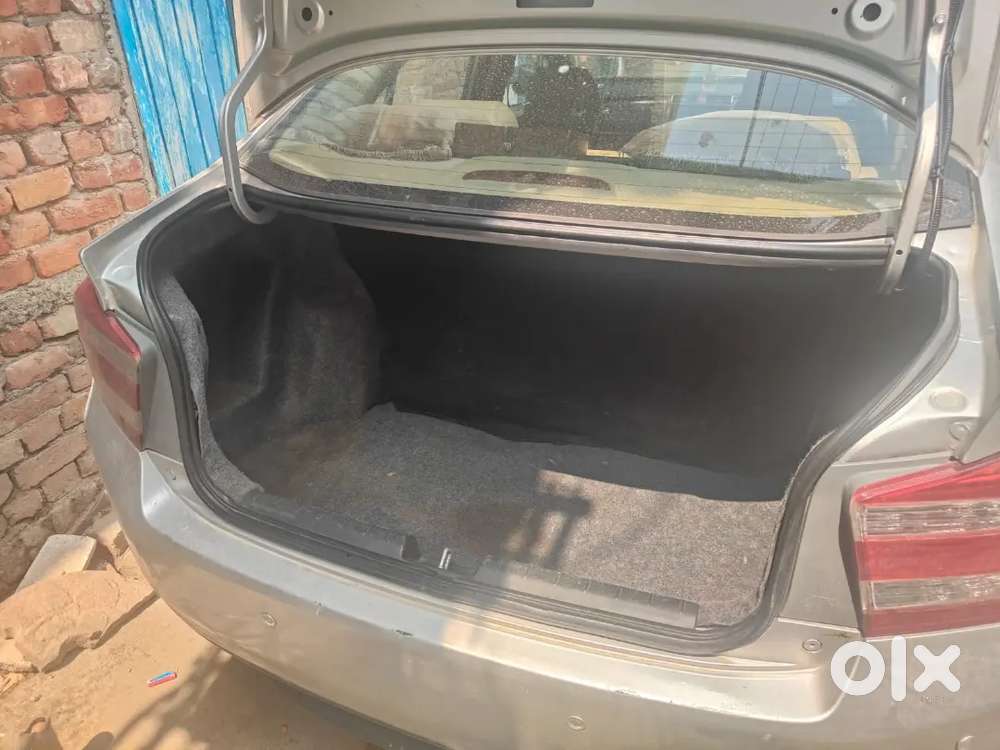 Honda City At Hybrid 2012