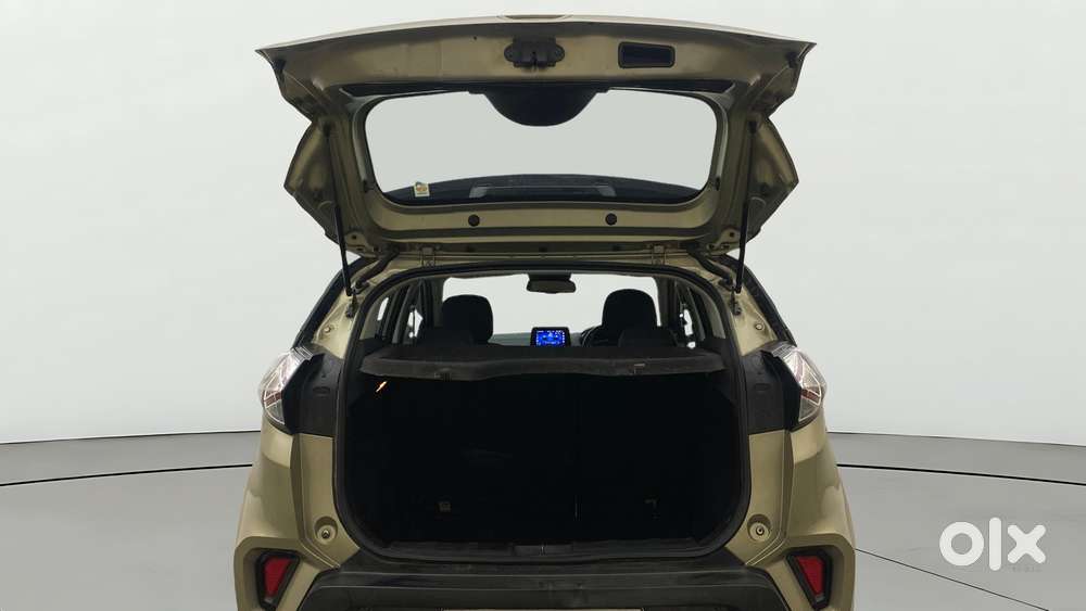 Tata Nexon 1.5 Revotorq Xza Plus Kaziranga, 2023, Petrol