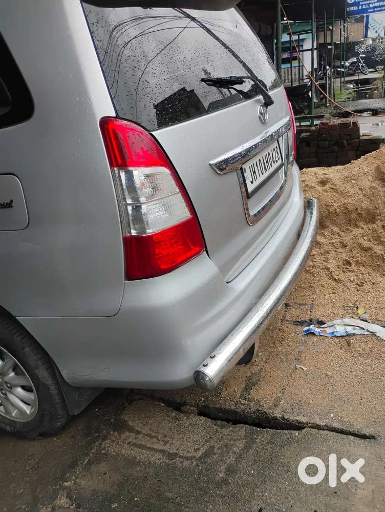 Toyota Innova Diesel 2012 7 Str
