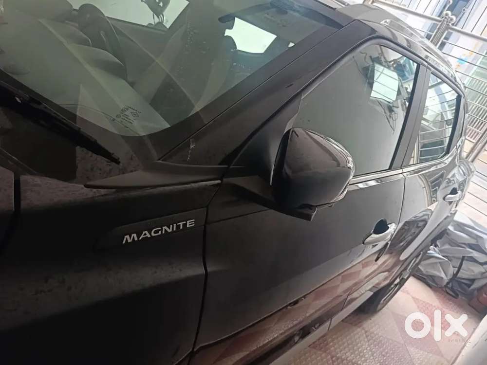Nissan Magnite Tekna 2025 Petrol Automatic