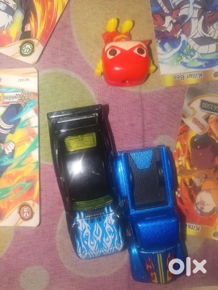 Cars cards and super hero toys - Sports Equipment - 1827052134