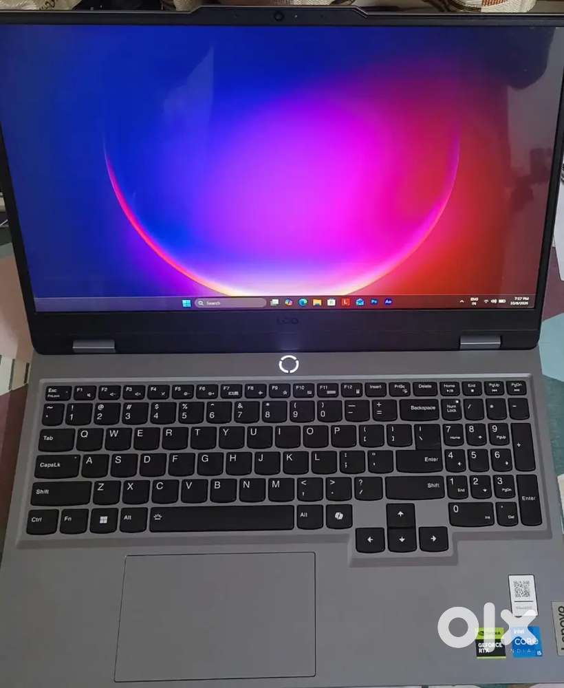 Lenovo laptop 4 month old brand new condition with all asscessories