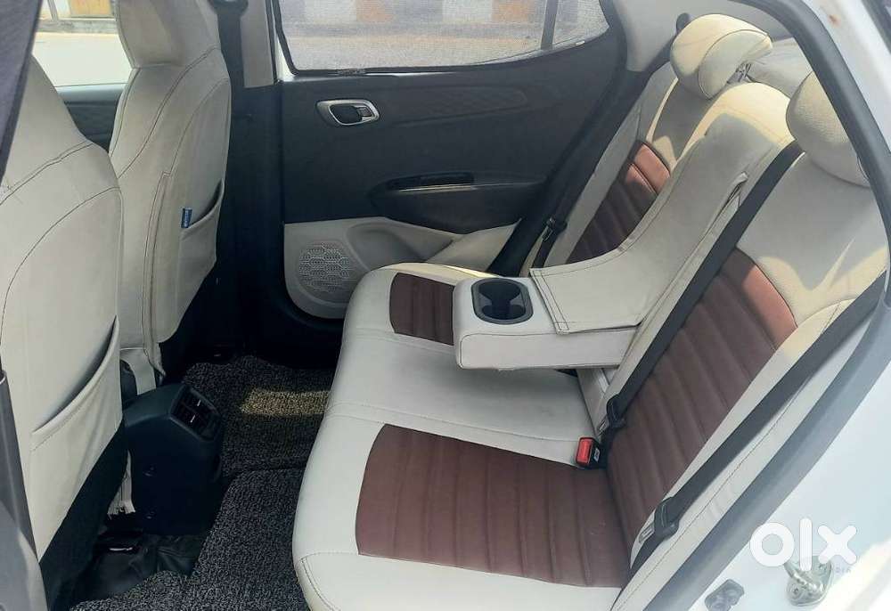 Hyundai Aura 1.2 Sx Cng, 2024, Cng & Hybrids