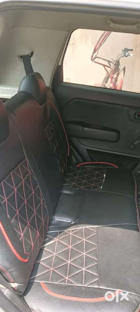 Car Par Lon Nhi Hai