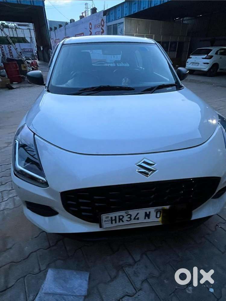Maruti Suzuki Swift 2024 Petrol 40000 Km Driven