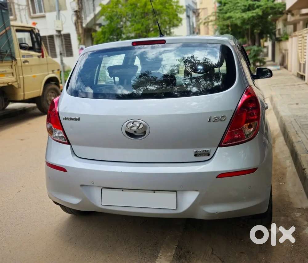Hyundai I20 Sportz 2013 Manual Petrol  Excellent Condition