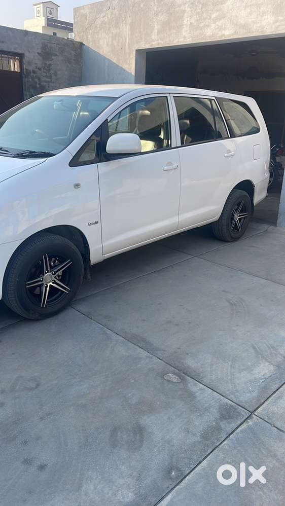 Toyota Innova 2010 Diesel 119000 Km Driven