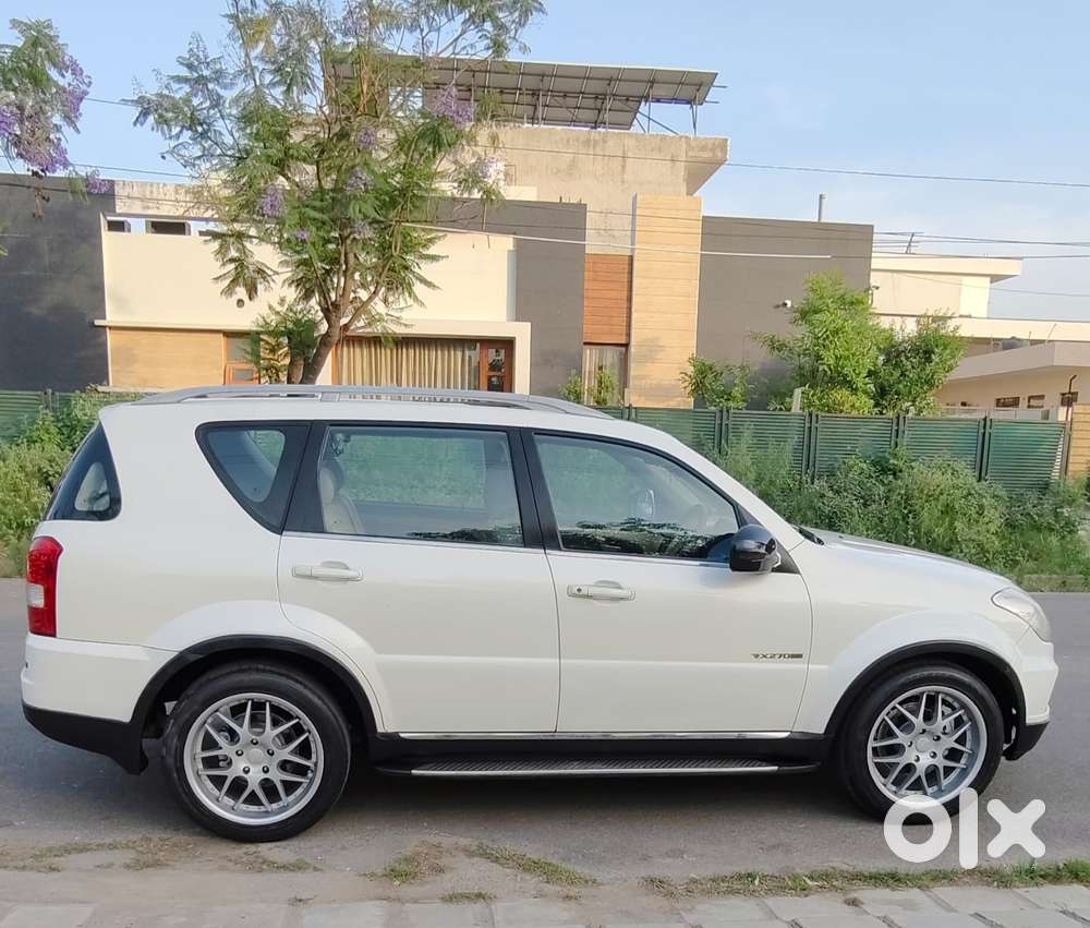 Mahindra Rexton, 2013, Diesel