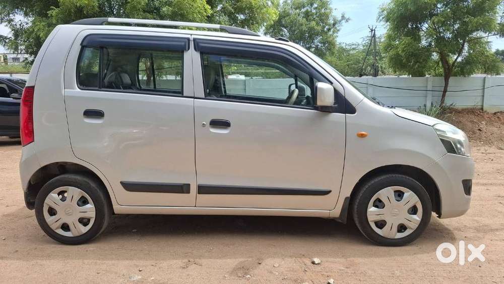 Maruti Suzuki Wagon R 1.0 Vxi (o), 2018, Petrol