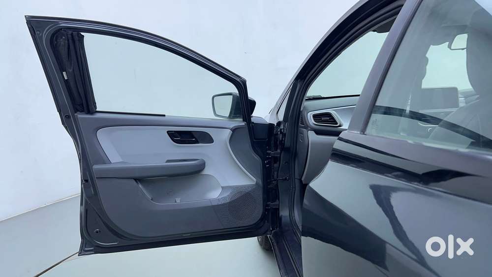 Tata Altroz 1.2 Xt, 2020, Petrol