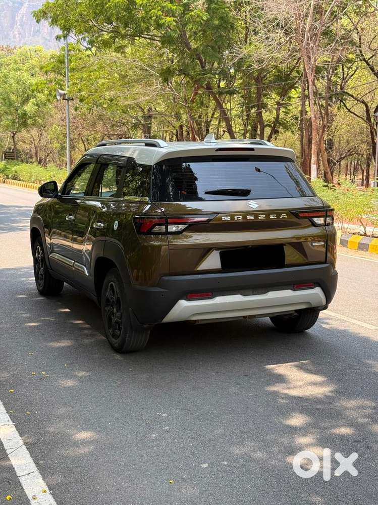 Maruti Suzuki Brezza 1.5 Zxi Plus Smart Hybrid Dual Tone, 2022, Cng ..