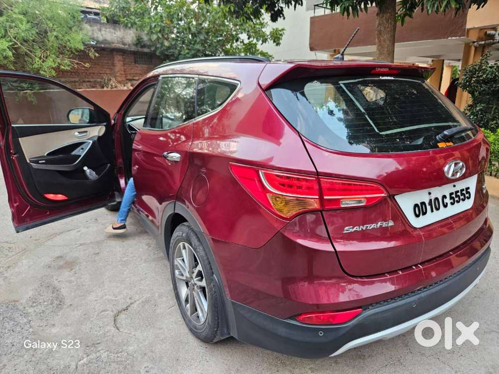 Hyundai Santa Fe 2014 Diesel Well Maintained