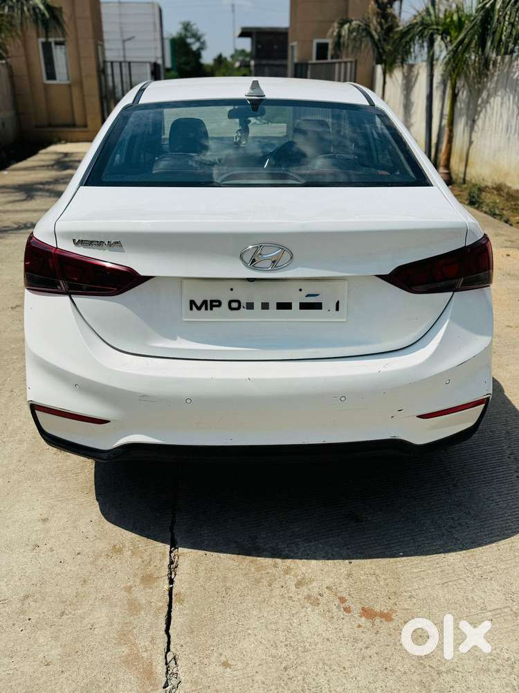 Hyundai Verna [ ] 1.6 S Vtvt, 2018, Petrol
