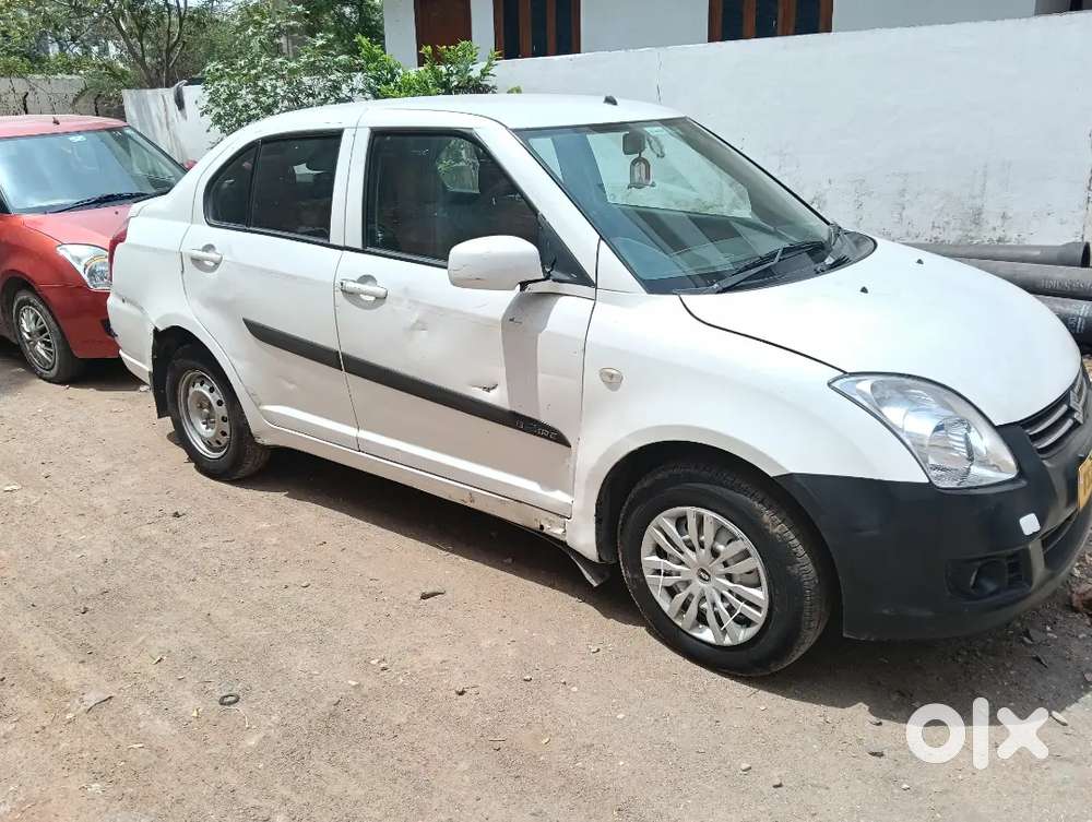 Maruthi Suzuki Swift Dzire Tour 2017 Model 1st Owner 4seel Tyres