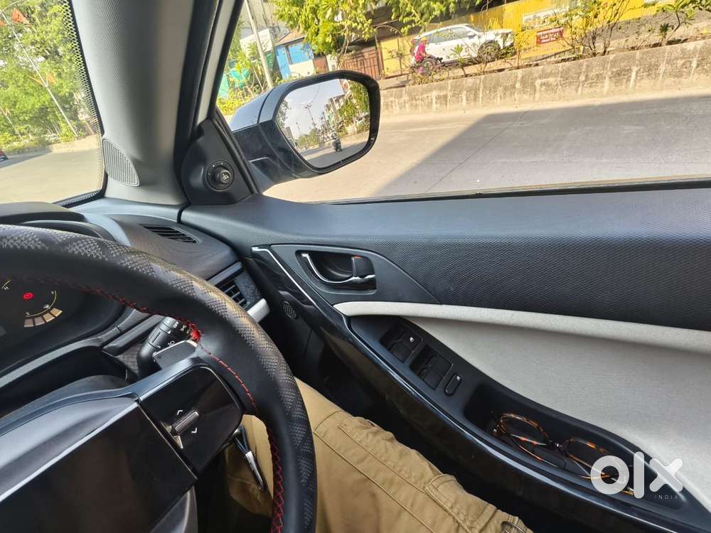 Tata Nexon Pure (s) 1.2 Petrol 6amt, 2024, Petrol