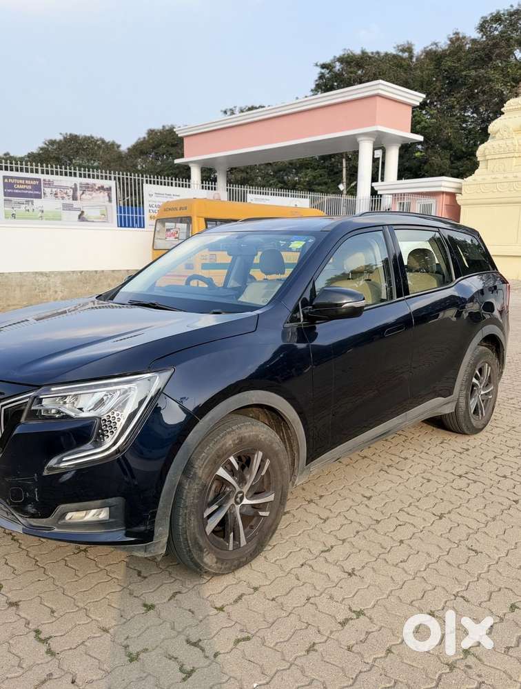 Mahindra Xuv700 2.0 Ax 5 Petrol At Str, 2022, Petrol